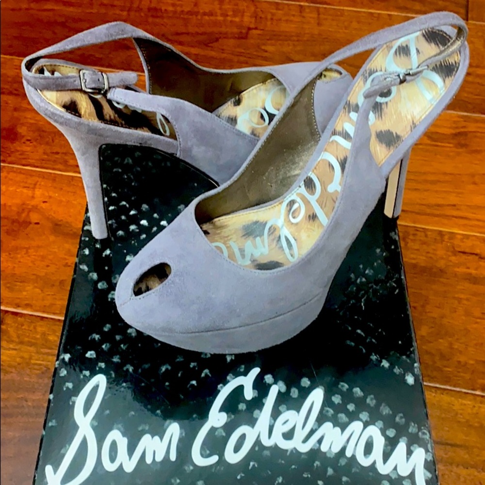 Selling my beloved stilettos! Gently worn 👠